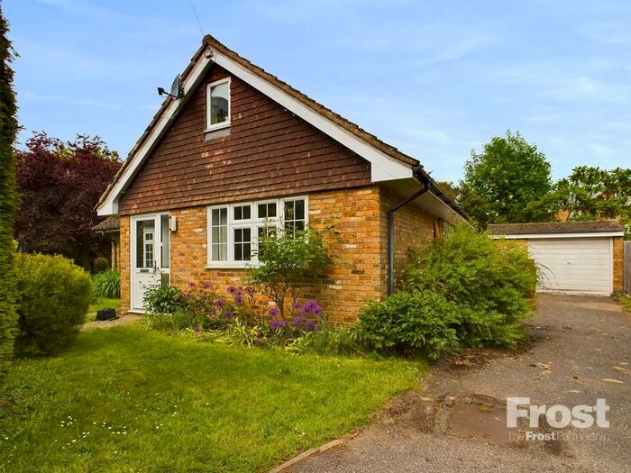 4 Bedroom Property To Rent In Cotswold Close, Staines-Upon-Thames, Surrey, TW18