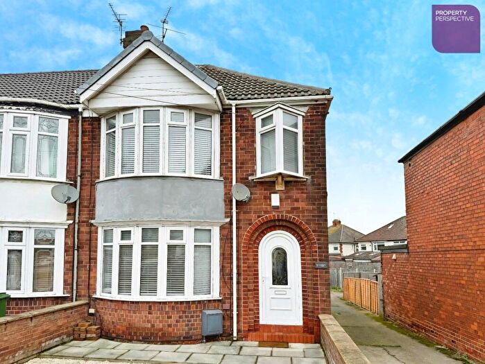 3 Bedroom End Of Terrace House For Sale In Kingston Road, Willerby, Hull, HU10