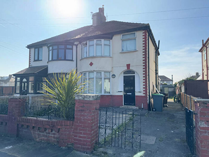 3 Bedroom Semi-Detached House For Sale In Conway Avenue - Thornton Cleveleys -, FY5