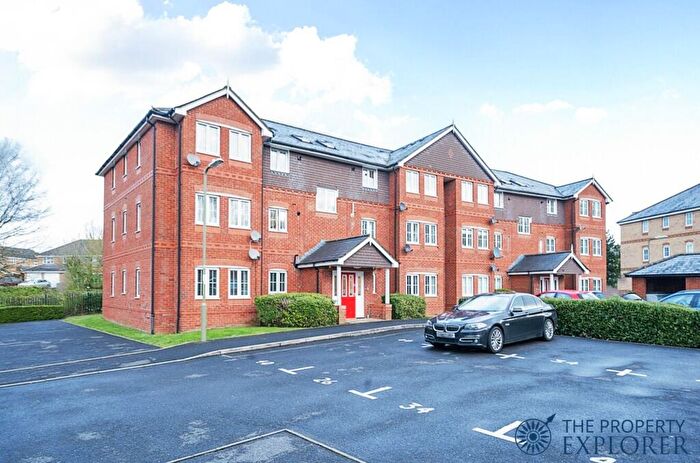 2 Bedroom Flat For Sale In Britannia Drive, Beggarwood, RG22