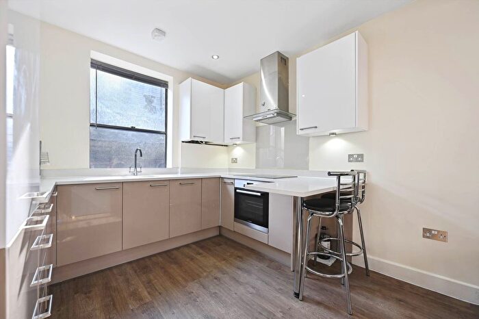 2 Bedroom Flat To Rent In Artillery Lane, Spitalfields, London, E1