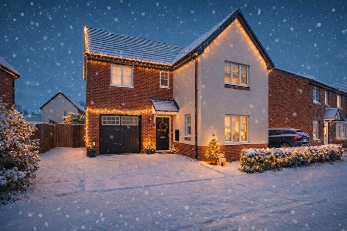 4 Bedroom Detached House For Sale In Roman Crescent, Chester, CH4