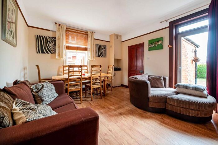 3 Bedroom Semi-Detached House To Rent In Baden Road, Stoughton, Guildford, GU2