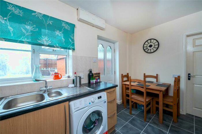 3 Bedroom Terraced House For Sale In Eastcliffe Square, Caythorpe, Grantham, Lincolnshire, NG32
