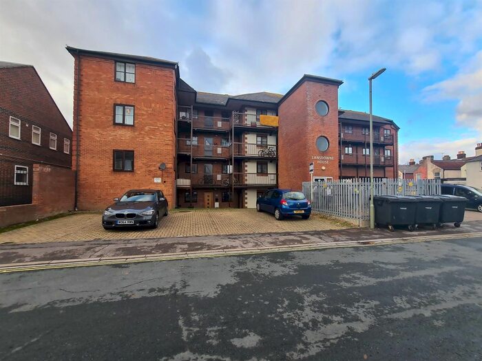 1 Bedroom Flat To Rent In Inverness Road, Gosport, PO12