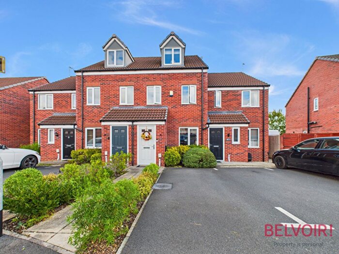 3 Bedroom Town House For Sale In Stewart Way, Annesley, NG15