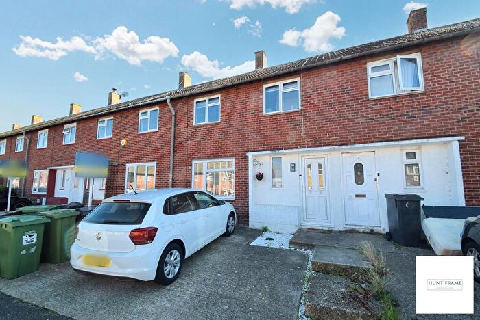 2 Bedroom Terraced House For Sale In Ashgate Road, Eastbourne, BN23