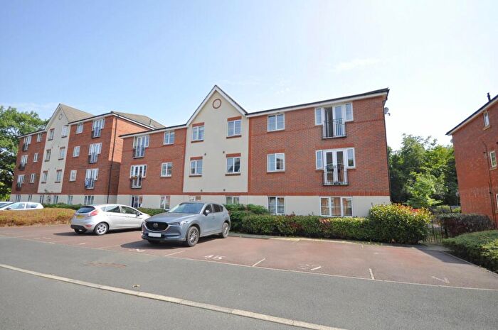 2 Bedroom Flat To Rent In Stavely Way, Gamston, Nottingham, Nottinghamshire, NG2