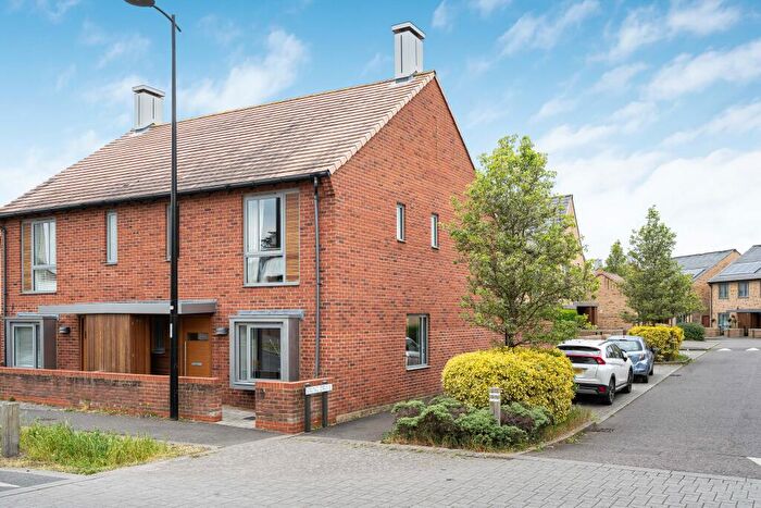 3 Bedroom Semi-Detached House For Sale In Consort Avenue, Trumpington, CB2