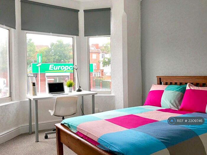 4 Bedroom Terraced House To Rent In Queensland Avenue, Coventry, CV5