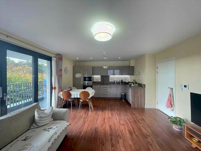 2 Bedroom Flat To Rent In Bramwell Way, London, E16