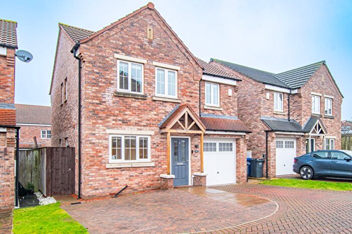 4 Bedroom Detached House For Sale In Cherwell Croft, Hambleton North Yorkshire, YO8