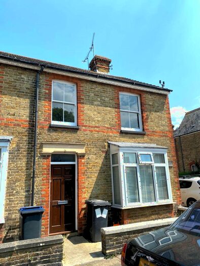 2 Bedroom Apartment To Rent In Forge Lane, Whitstable, CT5