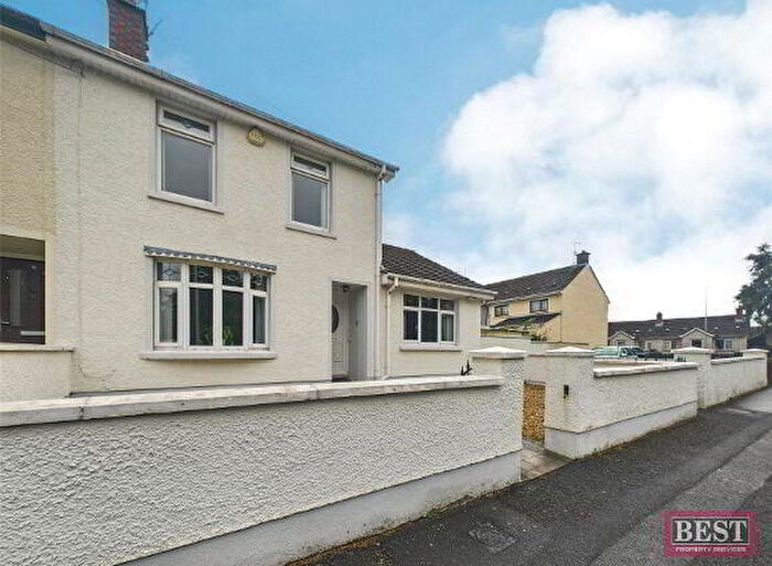 4 Bedroom End Of Terrace House For Sale In Iveagh Crescent, Newry, BT35