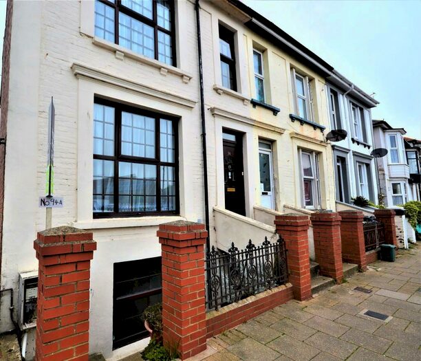 1 Bedroom Apartment To Rent In Regent Street, Shanklin, PO37