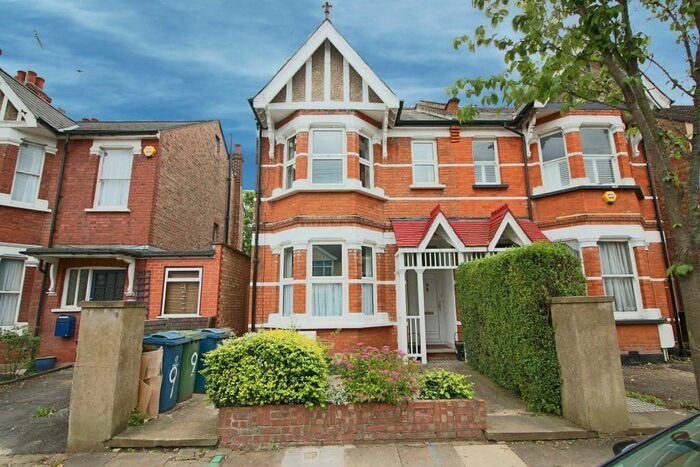 2 Bedroom Flat To Rent In Bolton Road, Harrow, HA1