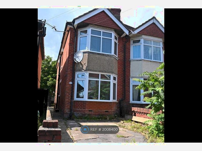 3 Bedroom Semi-Detached House To Rent In Anglesea Road, Southampton, SO15