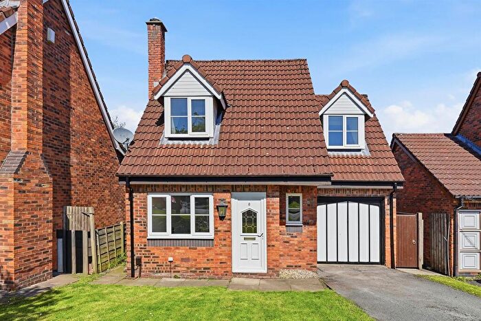 3 Bedroom Detached House For Sale In Birches Croft Drive, Macclesfield, SK10