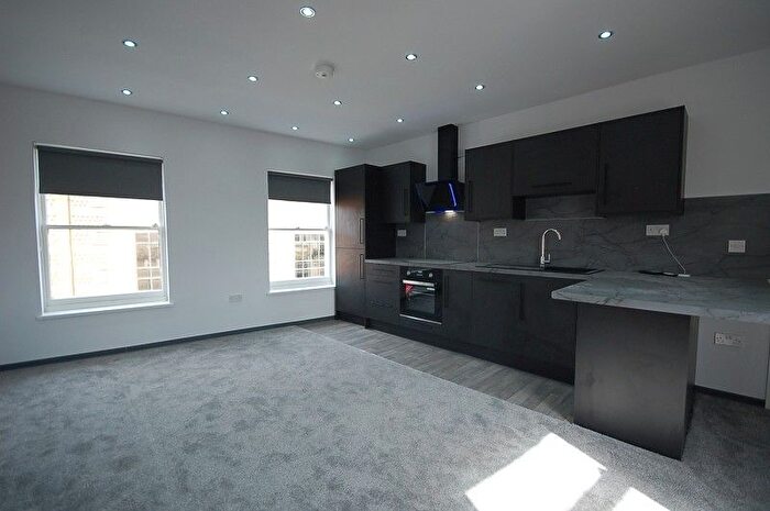 2 Bedroom Flat To Rent In Cowgate, Peterborough, Cambridgeshire, PE1