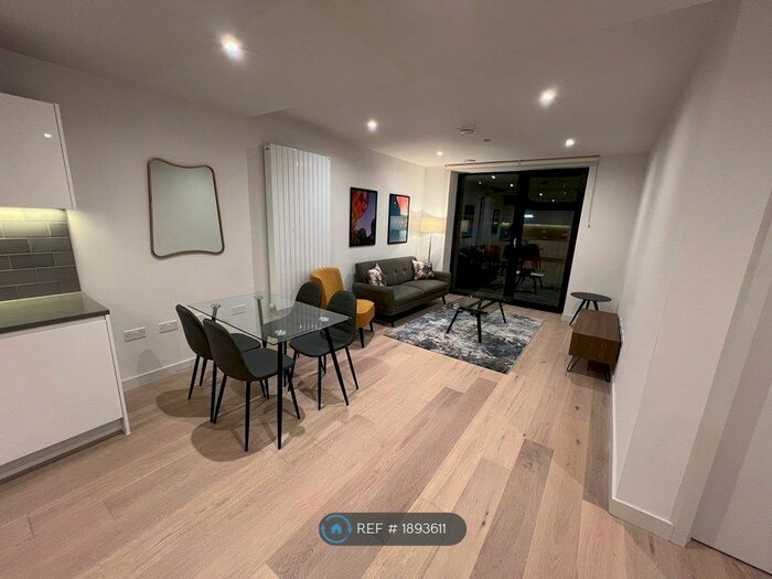 1 Bedroom Flat To Rent In Royal Crest Avenue, London, E16