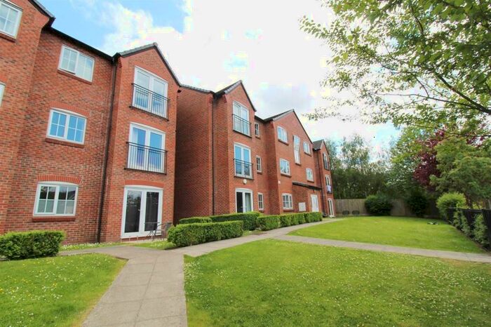 2 Bedroom Apartment To Rent In Chamberlain Gardens, Bredbury, Stockport, SK6