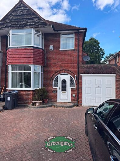 3 Bedroom End Terrace House To Rent In Brampton Avenue, Birmingham, West Midlands, B28