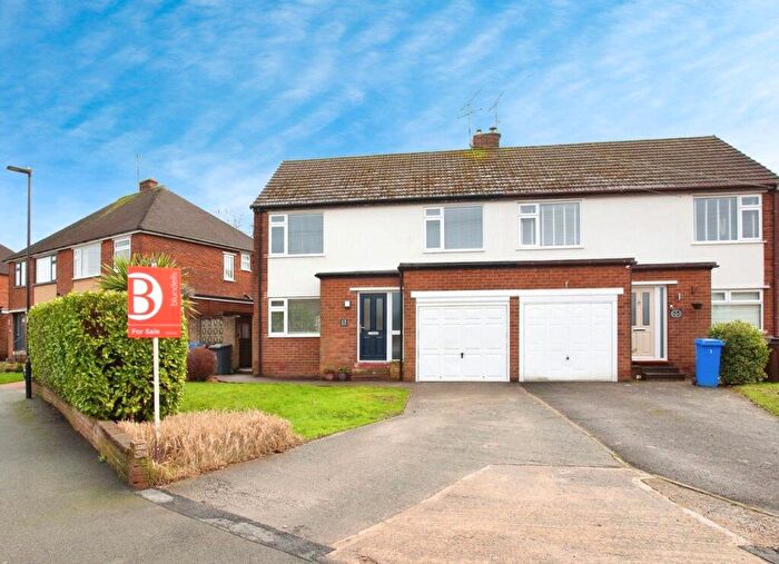 3 Bedroom Semi-Detached House For Sale In Minster Road, Sheffield, South Yorkshire, S35