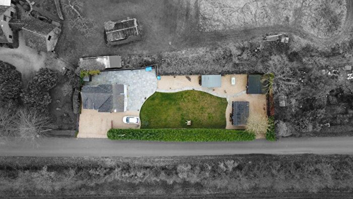 3 Bedroom Detached House For Sale In Bevis Lane, Wisbech St Mary, PE13