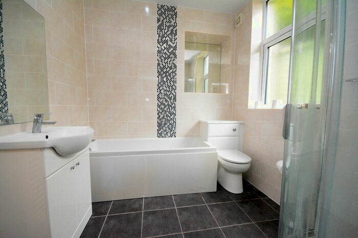 4 Bedroom Detached House For Sale In The Loan, Muiravonside, Linlithgow, West Lothian, EH49
