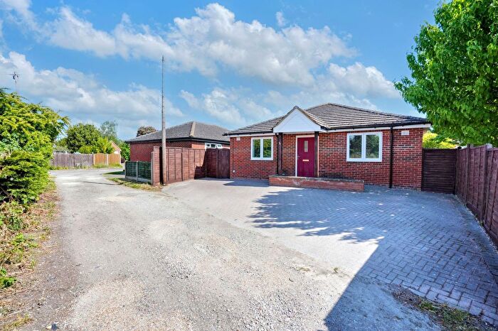3 Bedroom Detached Bungalow For Sale In Mackenders Close, Eccles, ME20