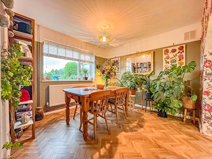 2 Bedroom Bungalow For Sale In Hastings Road, Battle, TN33