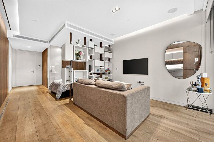 Studio To Rent In Pearson Square, Fitzrovia, London, W1T