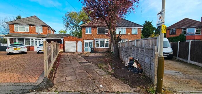 3 Bedroom Semi Detached House To Rent In Padstow Road, Leicester, LE4