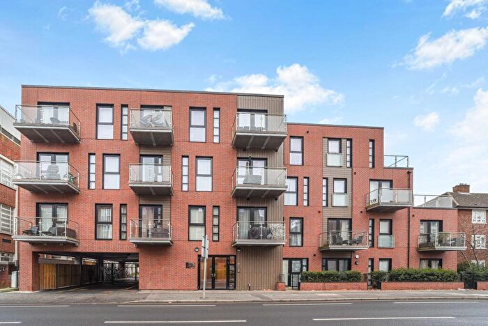1 Bedroom Apartment For Sale In Coleman Court, Coombe Road, New Malden, KT3