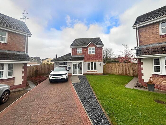 3 Bedroom Detached House For Sale In Maes Yr Efail, Llangennech, Llanelli, SA14