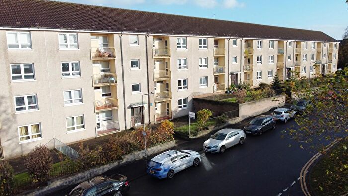 2 Bedroom Flat To Rent In Broompark Drive, Dennistoun, Glasgow, G31