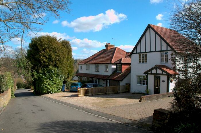 4 Bedroom Detached House To Rent In School Lane, Chalfont St. Peter, Gerrards Cross, Buckinghamshire, SL9