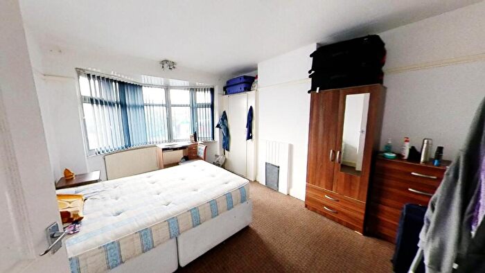 3 Bedroom House To Rent In Welford Road, Leicester, LE2