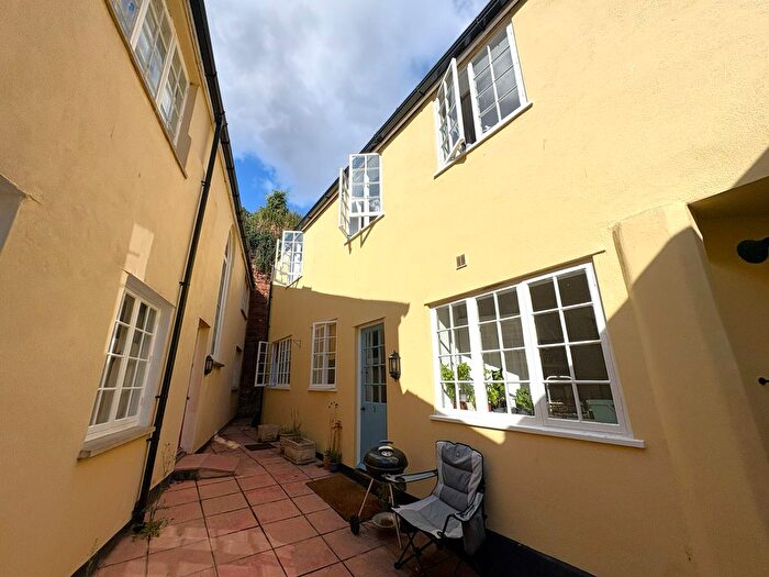 2 Bedroom Property To Rent In West Street, Exeter, EX1
