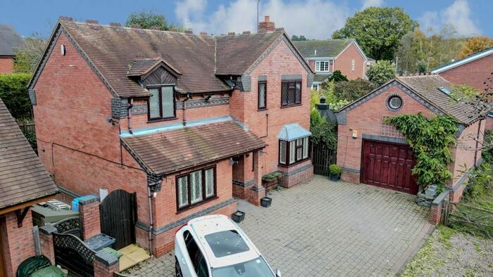 4 Bedroom Detached House For Sale In Stafford Road, Huntington, Cannock, WS12