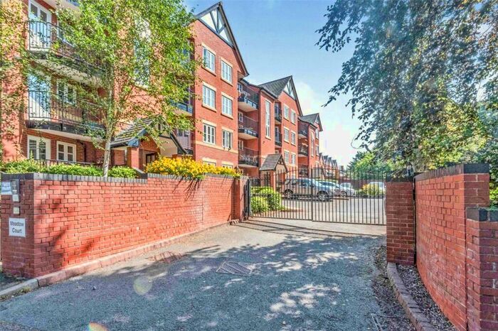 2 Bedroom Flat To Rent In Meadow Court, Hagley Road, Birmingham, West Midlands, B17