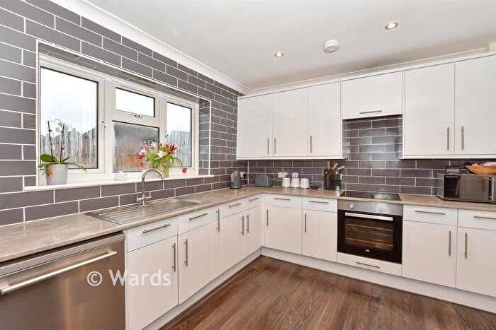 3 Bedroom Semi-Detached House For Sale In Second Avenue, Sheerness, Kent, ME12