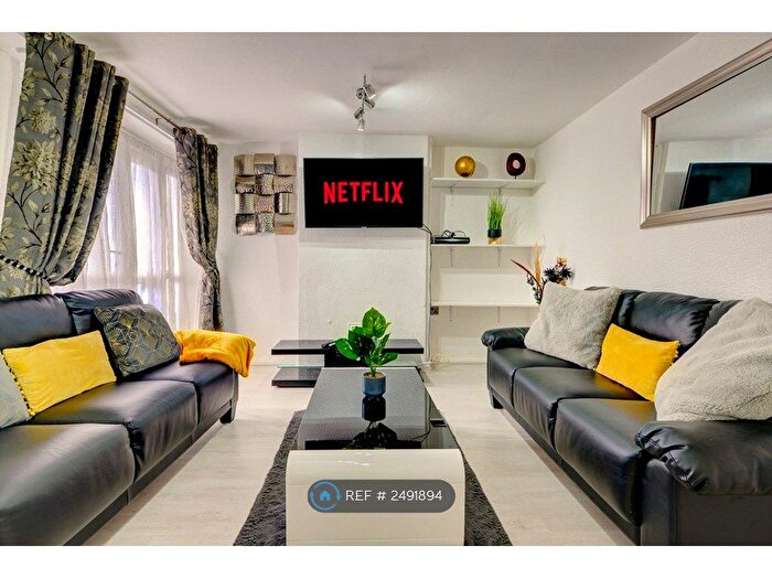 2 Bedroom Maisonette To Rent In Vancouver Road, Leicester, LE1