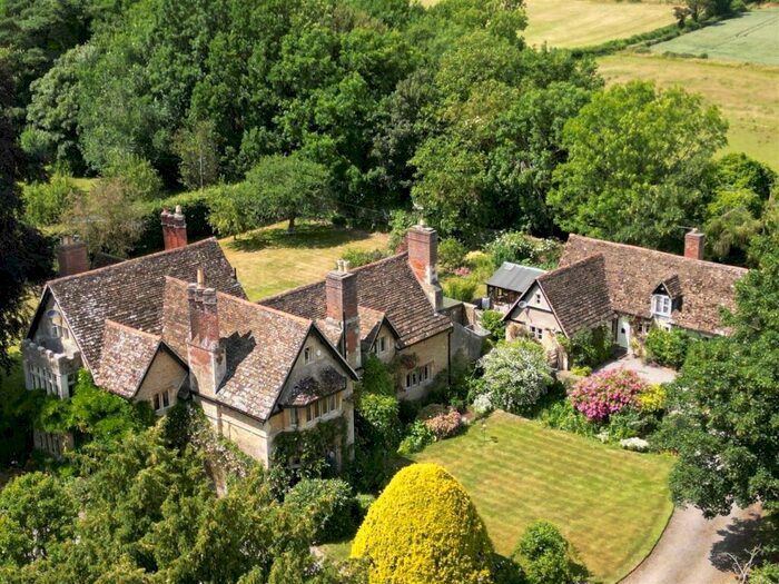 8 Bedroom Detached House For Sale In Lullington, Frome, BA11