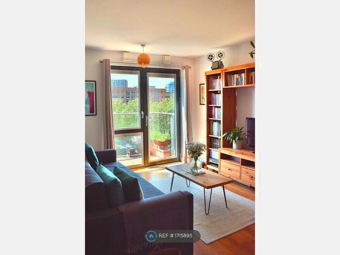 1 Bedroom Flat To Rent In Gwynne Road, London, SW11