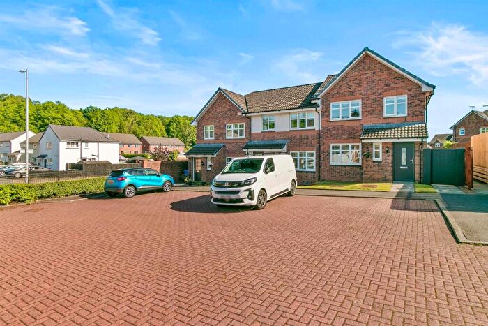 3 Bedroom End Of Terrace House For Sale In Stoneyflatt Gardens Dumbarton, G82