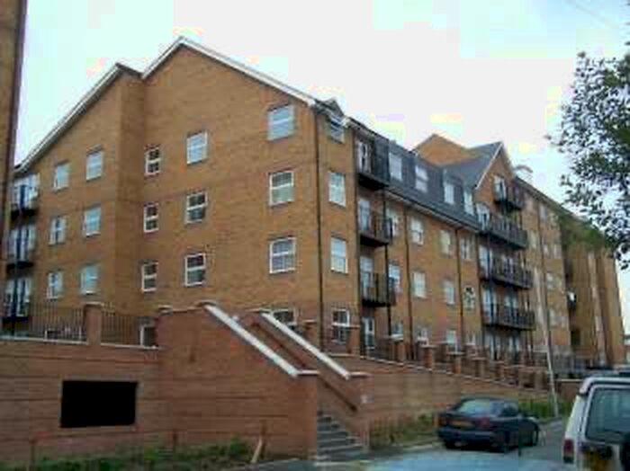 2 Bedroom Flat To Rent In The Academy, Holly Street, Luton, LU1