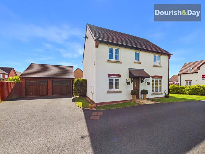 4 Bedroom Detached House For Sale In Daffodil Drive, Gnosall, ST20
