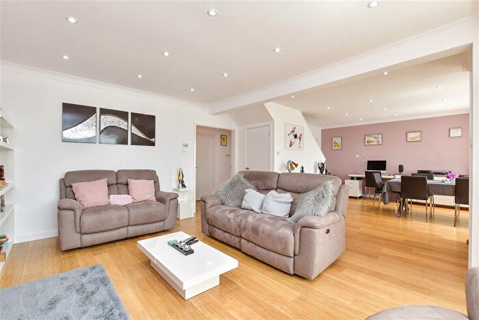 3 Bedroom Detached House For Sale In Channel View Road, Woodingdean, Brighton, East Sussex, BN2