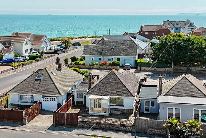 2 Bedroom Detached Bungalow For Sale In Hengistbury Road, Bournemouth, Dorset, BH6